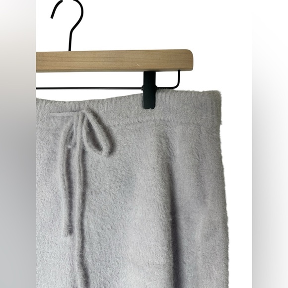 Express Women’s Purple Fuzzy Lounge Shorts Medium – NWT Cozy Drawstring - Picture 2 of 5